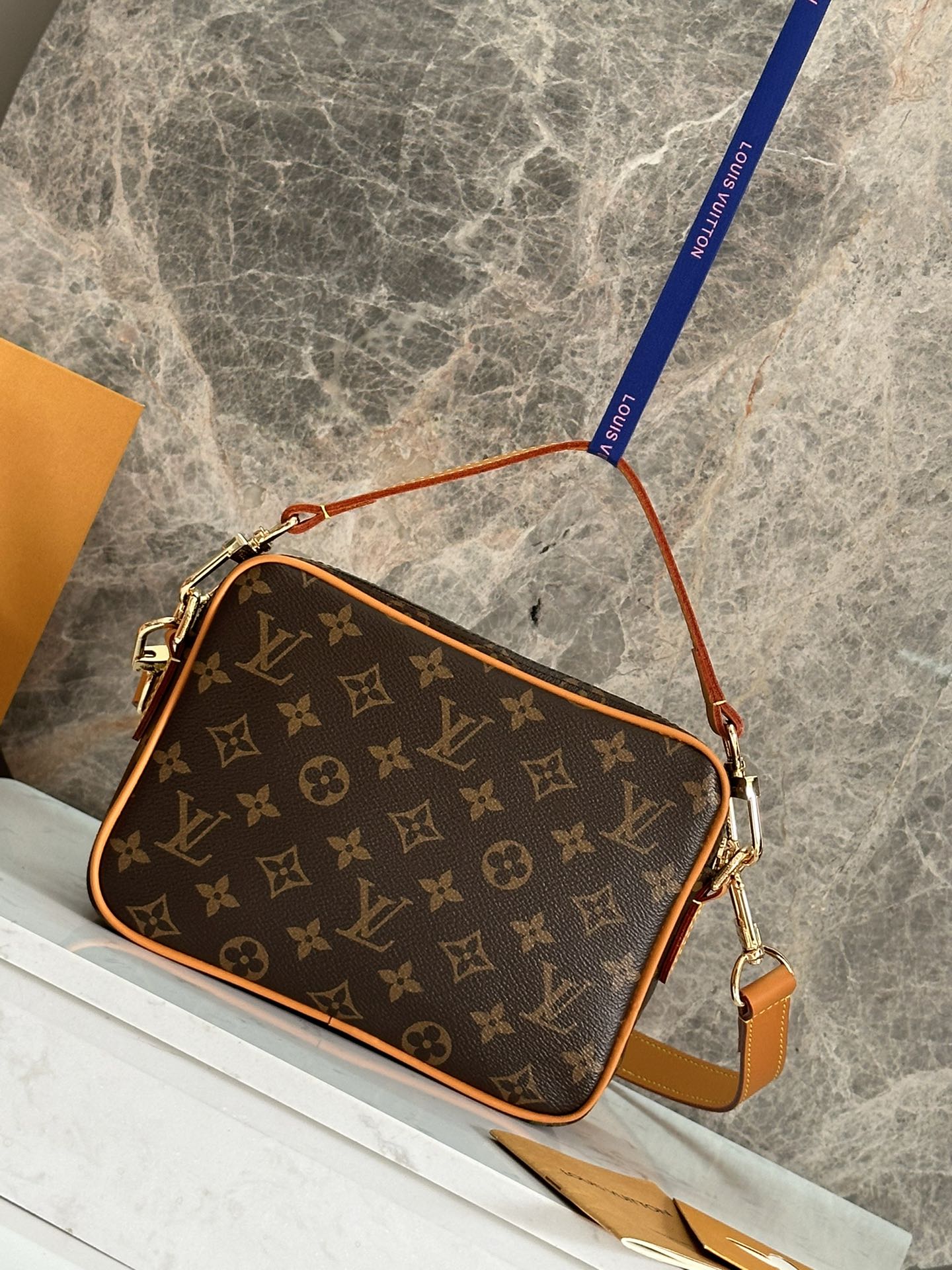 LV高仿Monogram相機包 復古設計手提肩背兩用人氣推薦款｜歐美奢侈品精品推薦