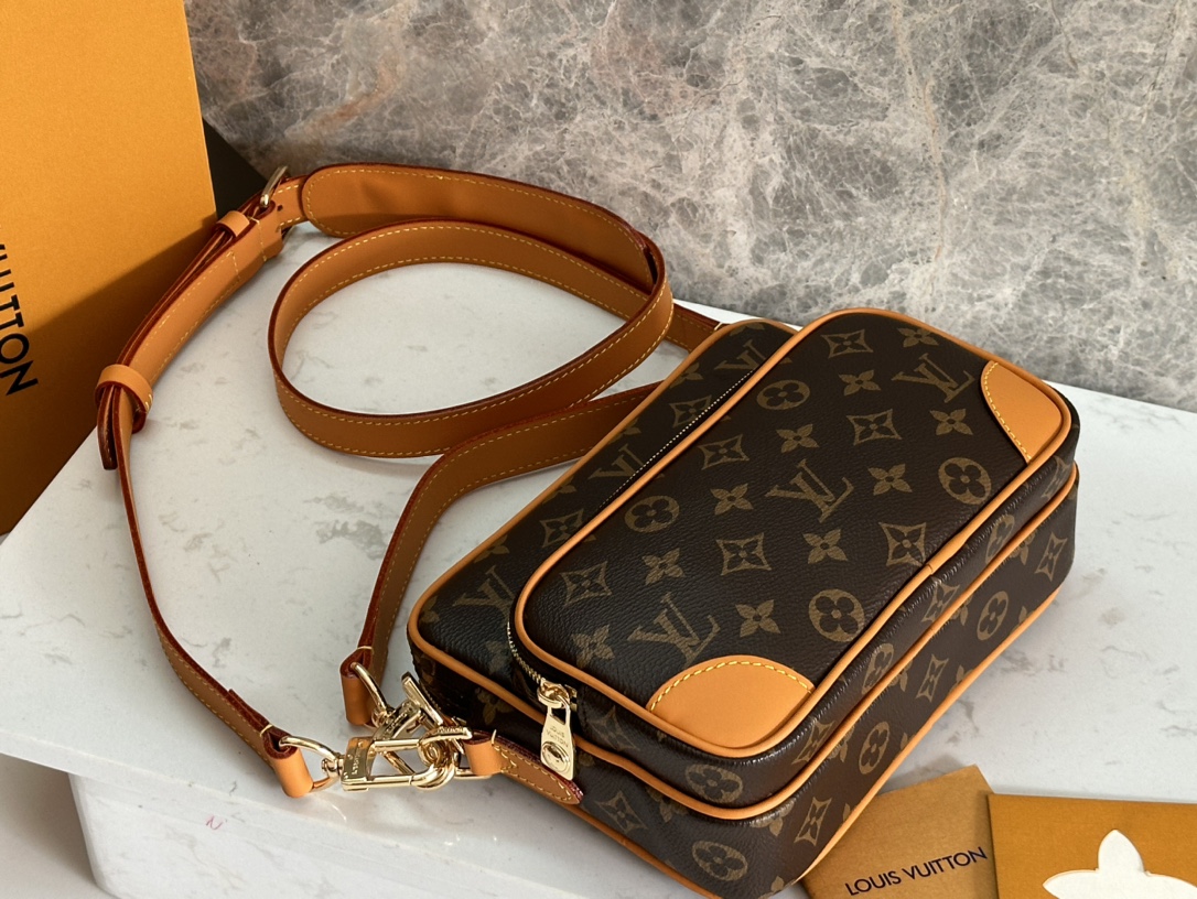LV高仿Monogram相機包 復古設計手提肩背兩用人氣推薦款｜歐美奢侈品精品推薦