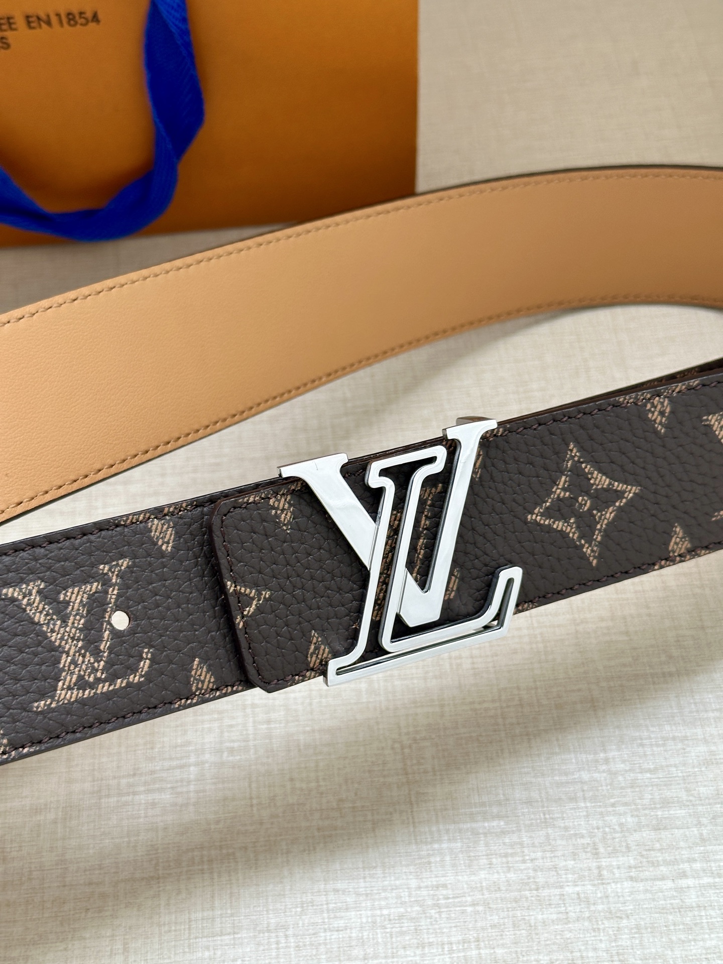LV一比一Monogram經典圖案皮革腰帶百搭時尚精品皮帶｜歐美奢侈品精品推薦