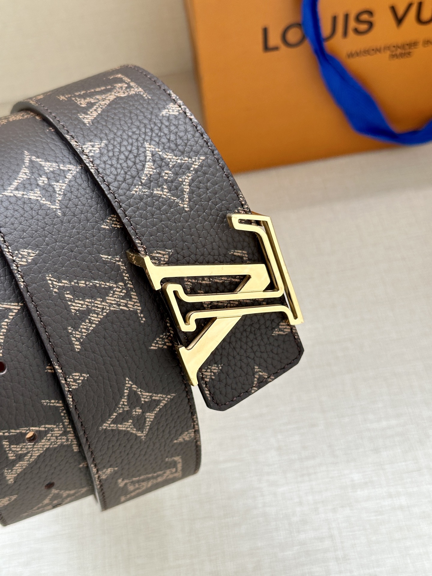 LV一比一Monogram經典圖案皮革腰帶百搭時尚精品皮帶｜歐美奢侈品精品推薦