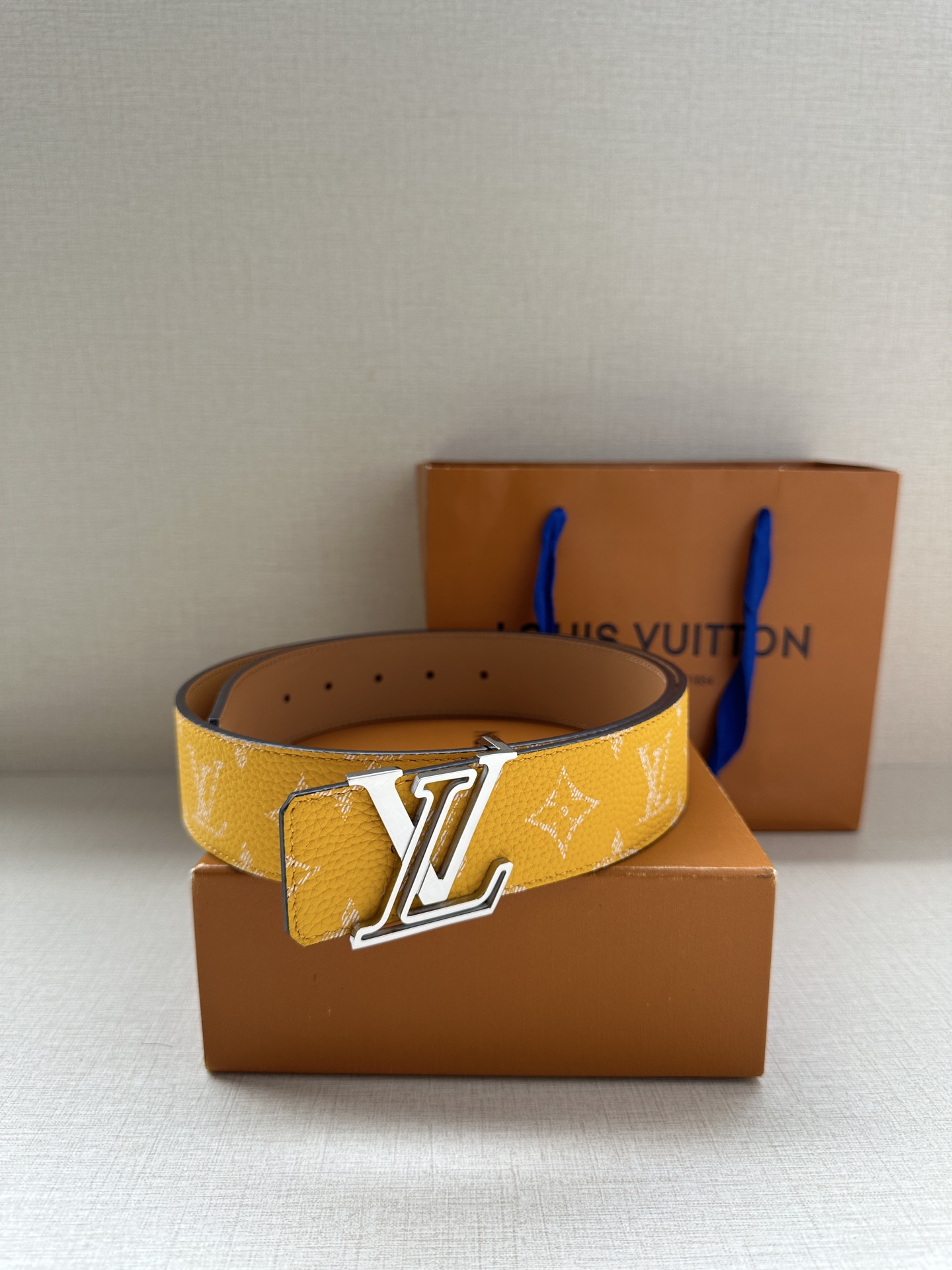 LV 一比一黃色Monogram帆布腰帶 時尚百搭精品男士皮帶｜歐美奢侈品精品推薦