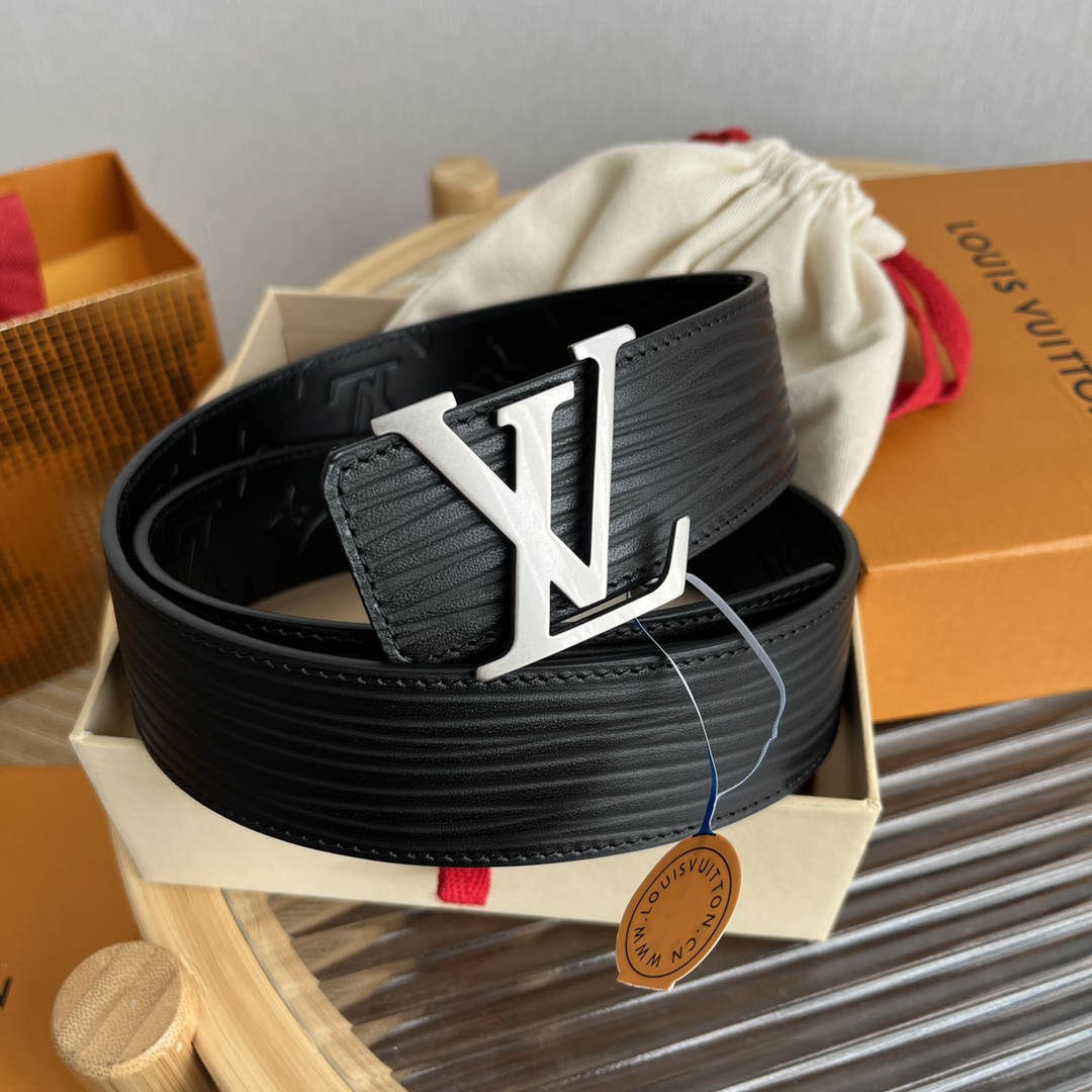 LV 原單黑色粒面牛皮腰帶 經典LV銀扣 精品男士皮帶推薦｜歐美奢侈品精品推薦