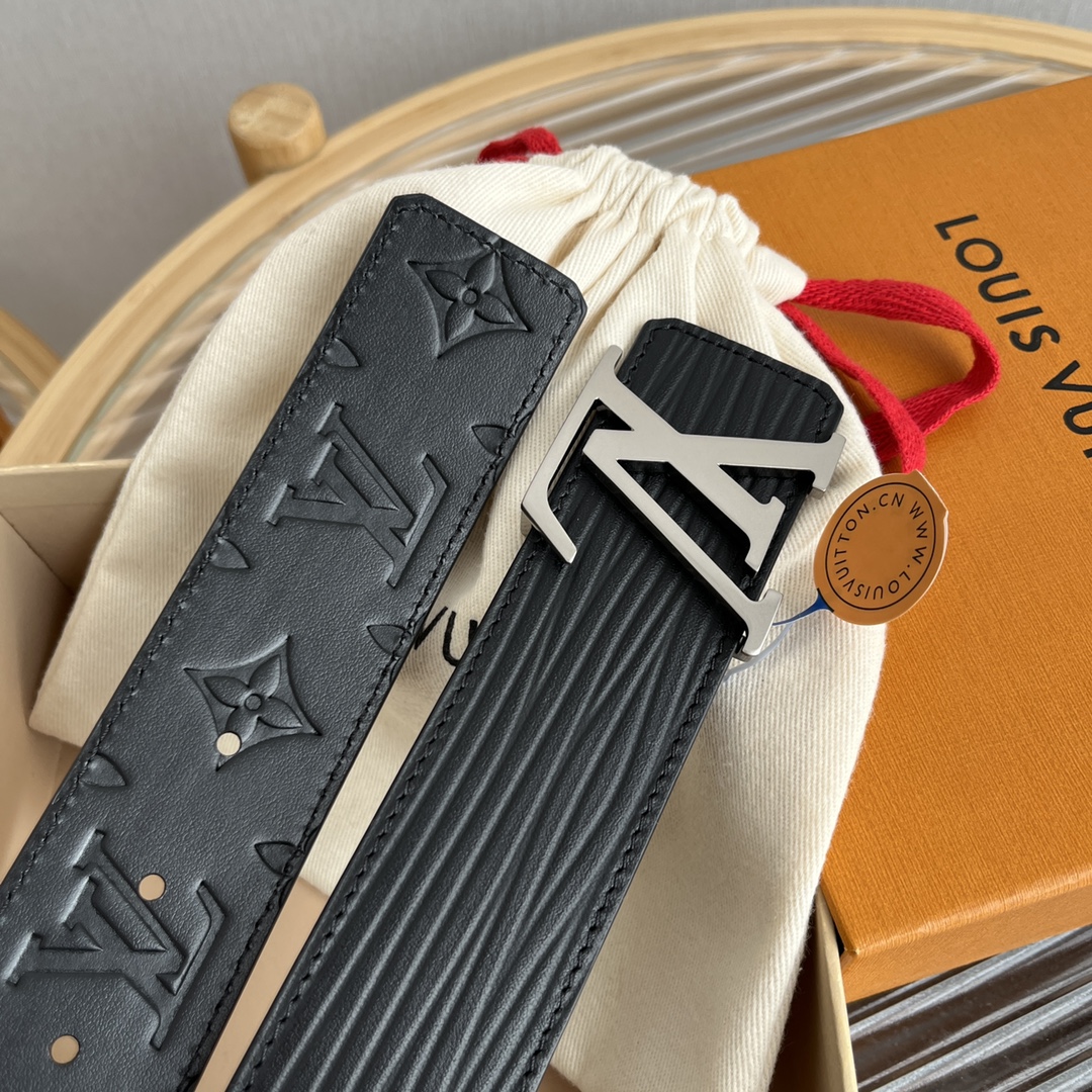 LV 原單黑色粒面牛皮腰帶 經典LV銀扣 精品男士皮帶推薦｜歐美奢侈品精品推薦