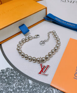 LV 精品仿製圓珠手鍊 紅色Logo吊飾設計款