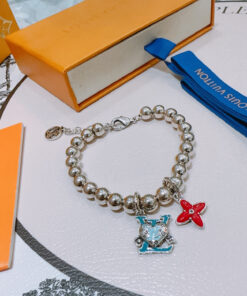 LV 精品仿製圓珠手鍊 紅花藍標心鎖雙吊飾款