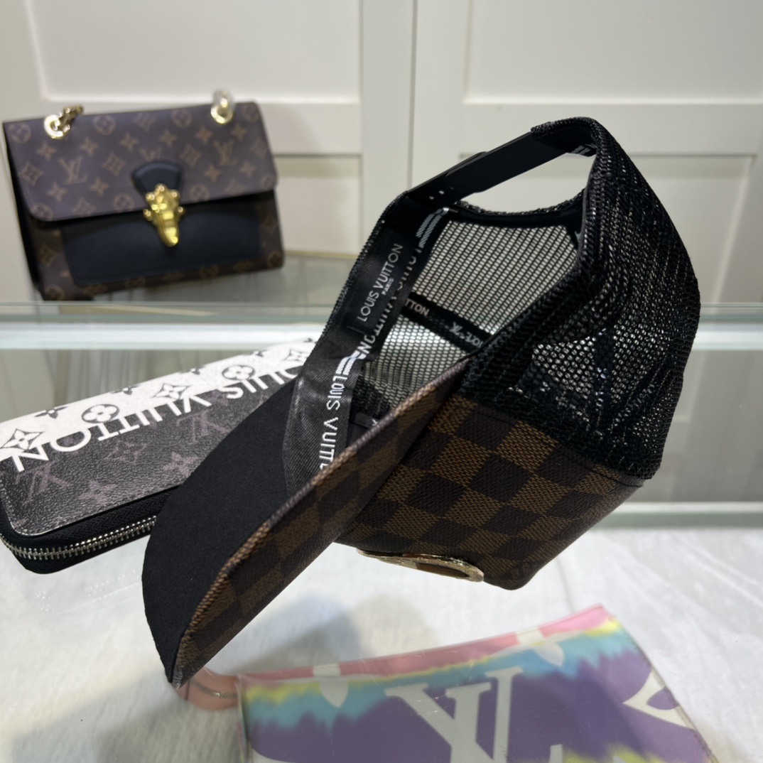 LV高仿格紋棒球帽立體金屬LOGO設計百搭必備｜歐美奢侈品精品推薦