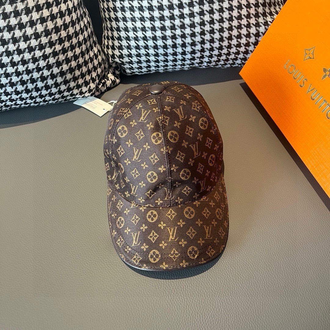 LV高仿經典老花棒球帽雙色刺繡圖騰復古街頭感| 13 LV高仿經典老花棒球帽雙色刺繡圖騰復古街頭感