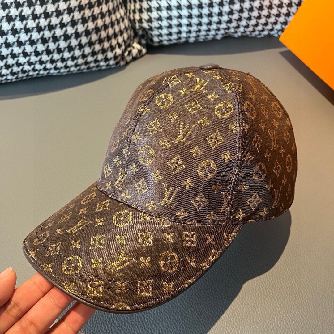 LV高仿經典老花棒球帽雙色刺繡圖騰復古街頭感
