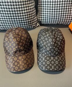 LV高仿經典老花棒球帽雙色刺繡圖騰復古街頭感