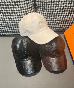 LV高仿立體壓紋棒球帽亮面皮革三色設計質感出眾