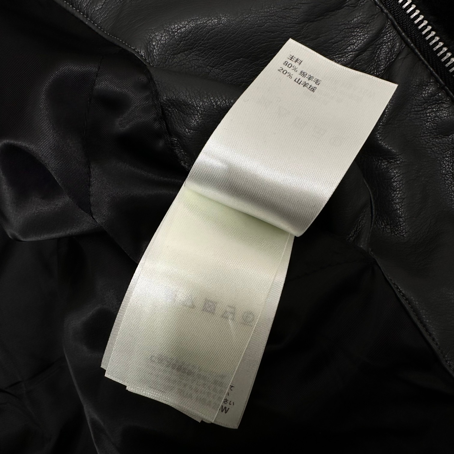 LV一比一滿版絨面水鑽連帽外套 高仿精品冬季保暖款式｜歐美奢侈品精品推薦