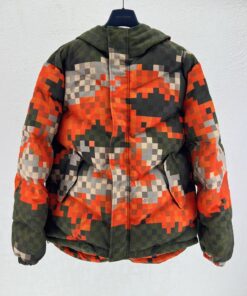 LV高仿羽絨外套 像素迷彩設計 街頭風厚實保暖款