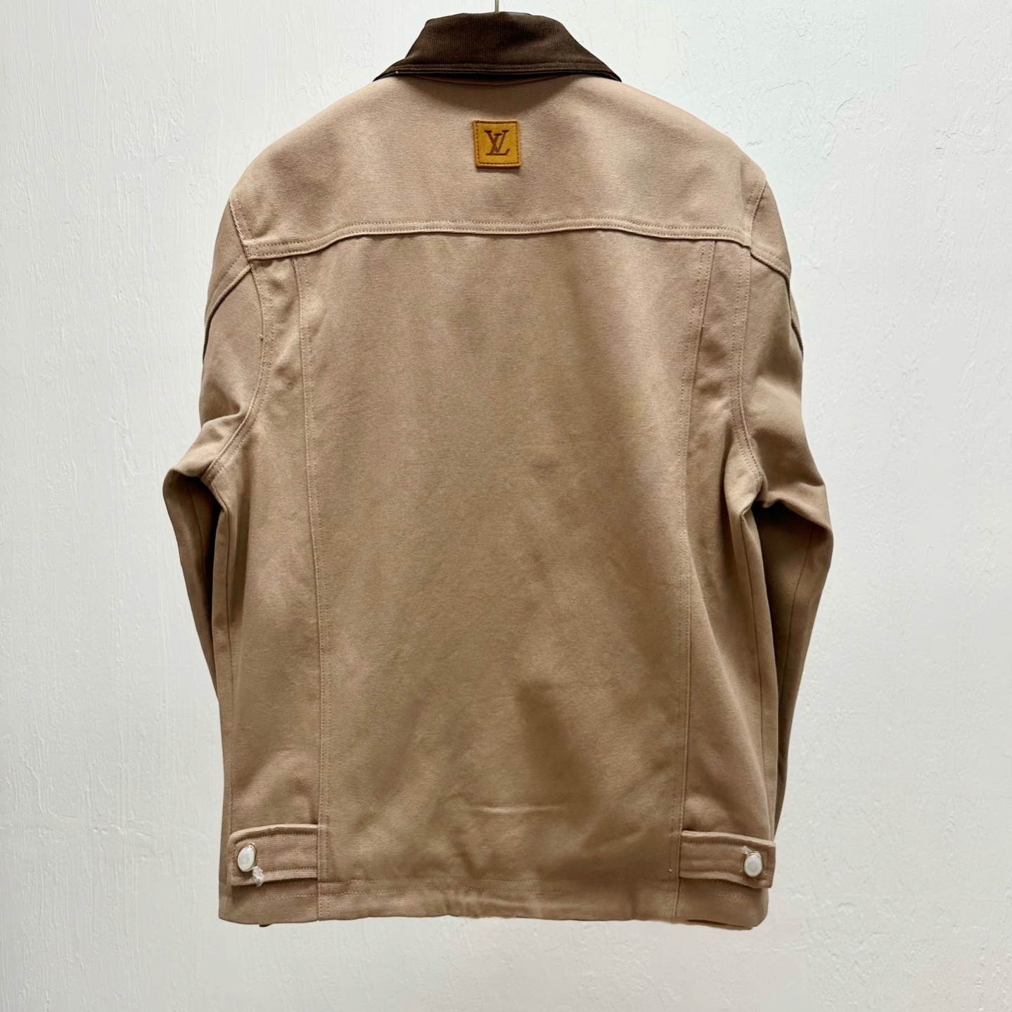 LV高仿卡其夾克 拼接燈芯絨領 工裝風外套百搭款｜歐美奢侈品精品推薦
