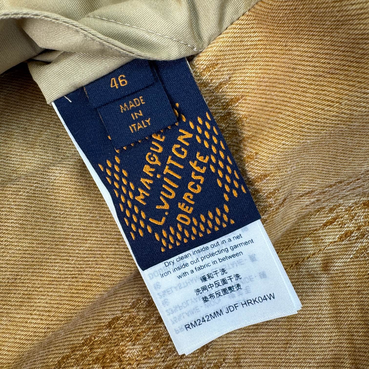 LV原單格紋無領牛仔外套 經典棋盤紋配藍寶石釦設計 修身挺拔有型｜歐美奢侈品精品推薦