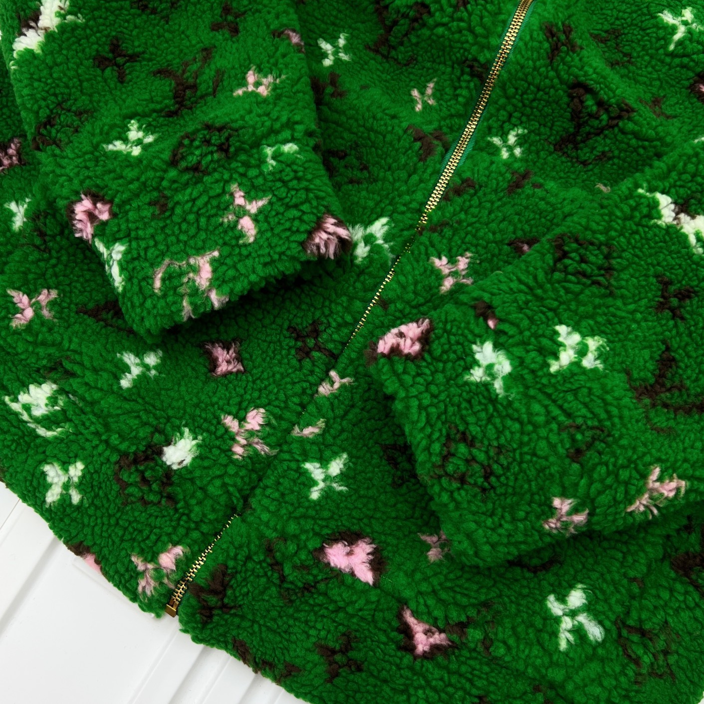 LV原單羊羔絨外套 綠色Monogram圖騰刷毛上衣 保暖柔軟人氣款｜歐美奢侈品精品推薦