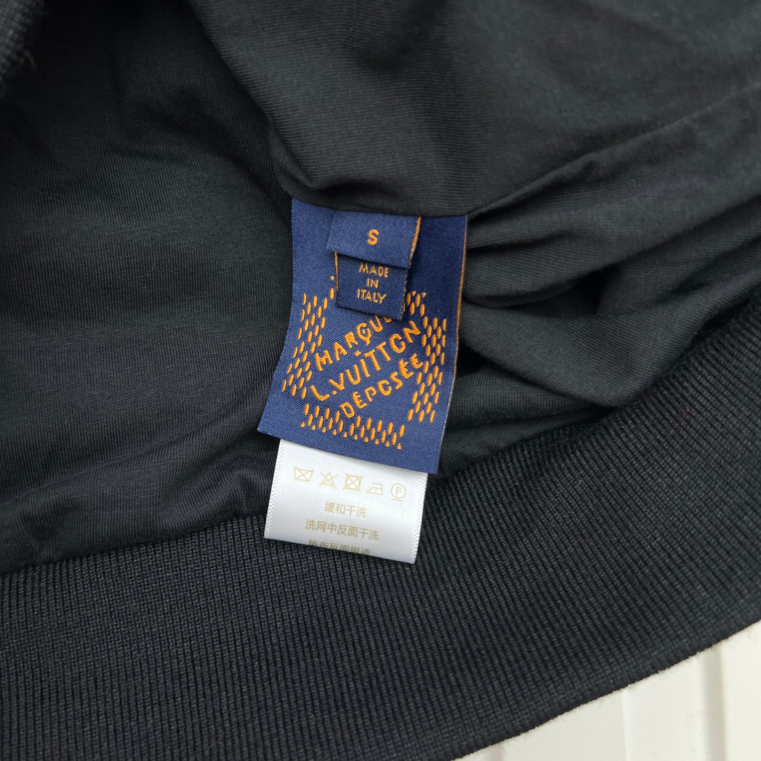 LV高仿羊羔絨外套 紅黑棋盤格拉鍊外套 秋冬撞色保暖款｜歐美奢侈品精品推薦