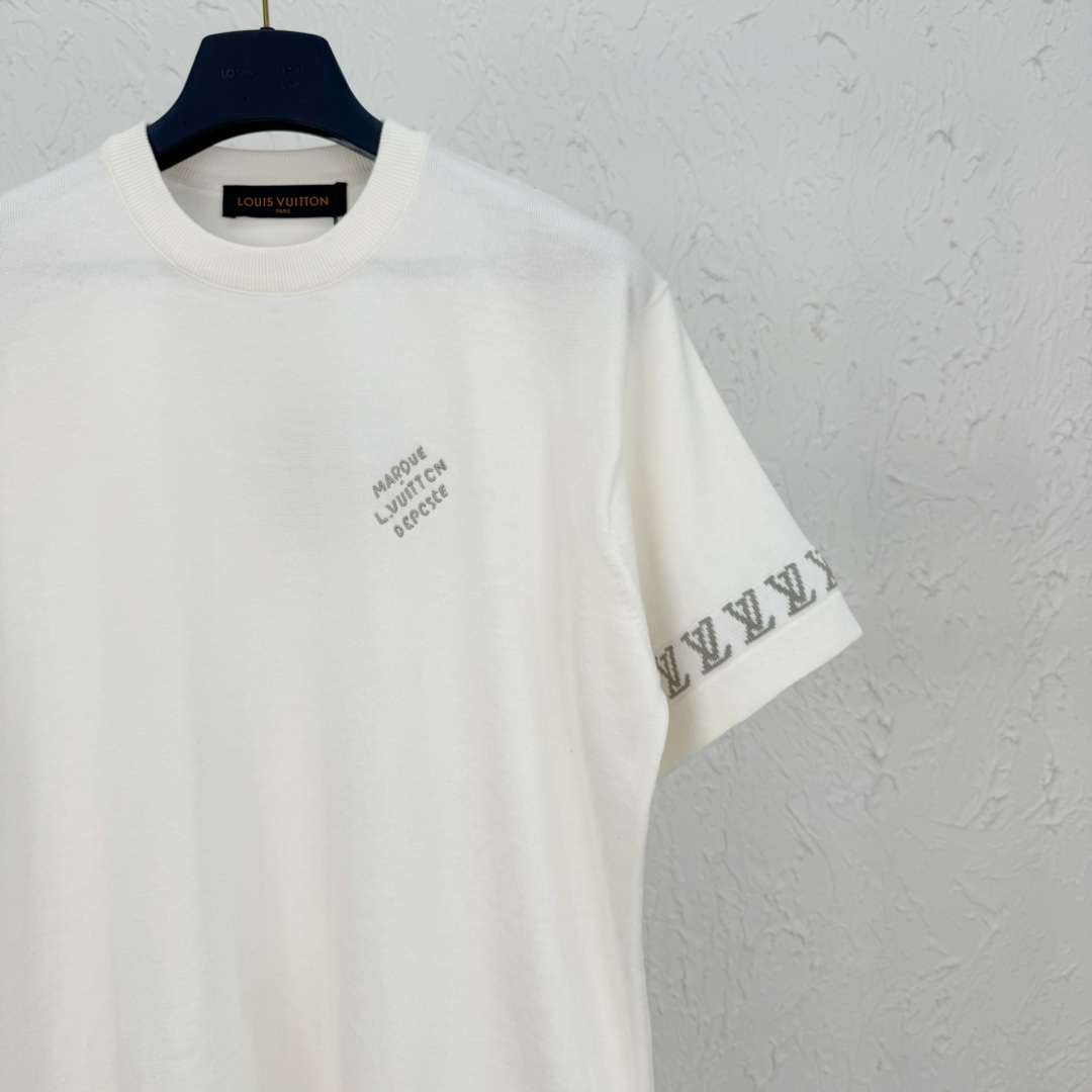 LV高仿白色短袖T恤簡約滿印袖口LOGO款｜歐美奢侈品精品推薦