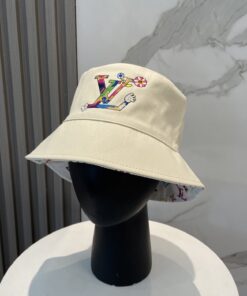 LV一比一童趣刺繡遮陽帽 玩味設計感兼具實穿風格