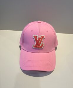 LV 高仿粉色立體刺繡LOGO棒球帽 青春甜美風