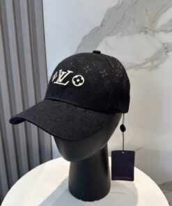 LV 高仿黑色刺繡棒球帽 經典花紋設計 街頭潮流風格單品