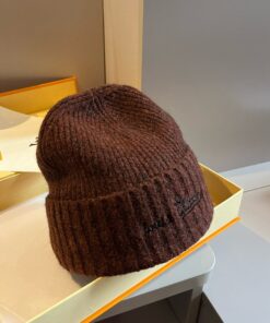 LV 高仿針織毛帽 巧克力棕刺繡字樣保暖款式