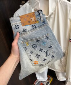 LV高仿牛仔褲彩色刺繡Monogram設計潮流混搭款