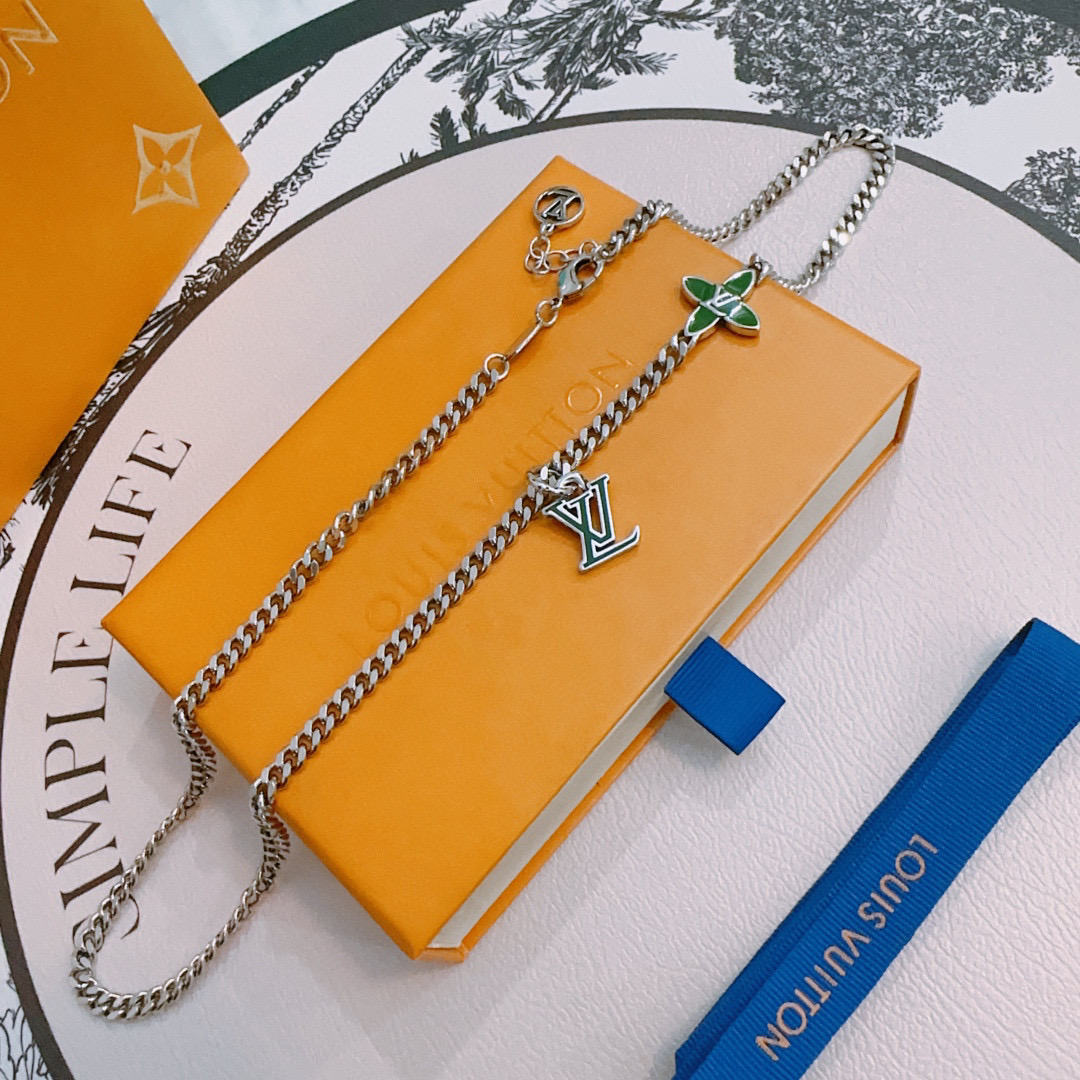 LV 一比一雙層鏈條項鍊綠色LV吊墜潮流飾品推薦｜歐美奢侈品精品推薦