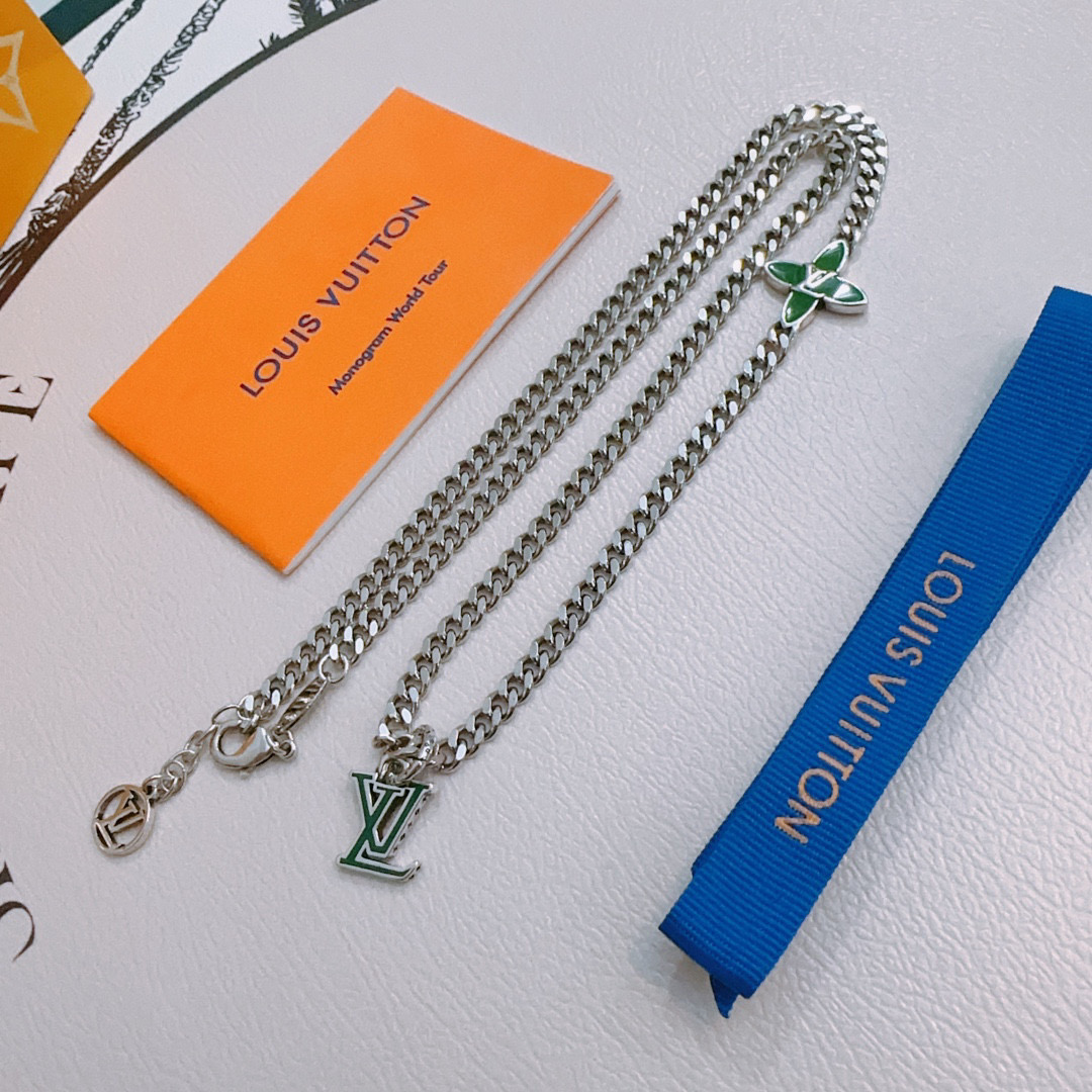 LV 一比一雙層鏈條項鍊綠色LV吊墜潮流飾品推薦｜歐美奢侈品精品推薦