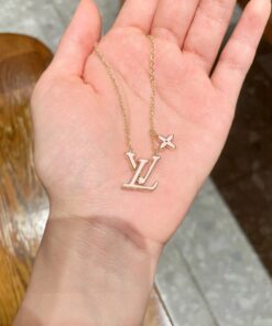 LV 一比一金色白邊Logo項鍊 優雅淡雅花飾細節款