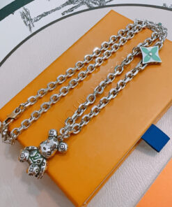 LV 精品仿製玩偶熊綠色星星項鍊 鏈節銀質款