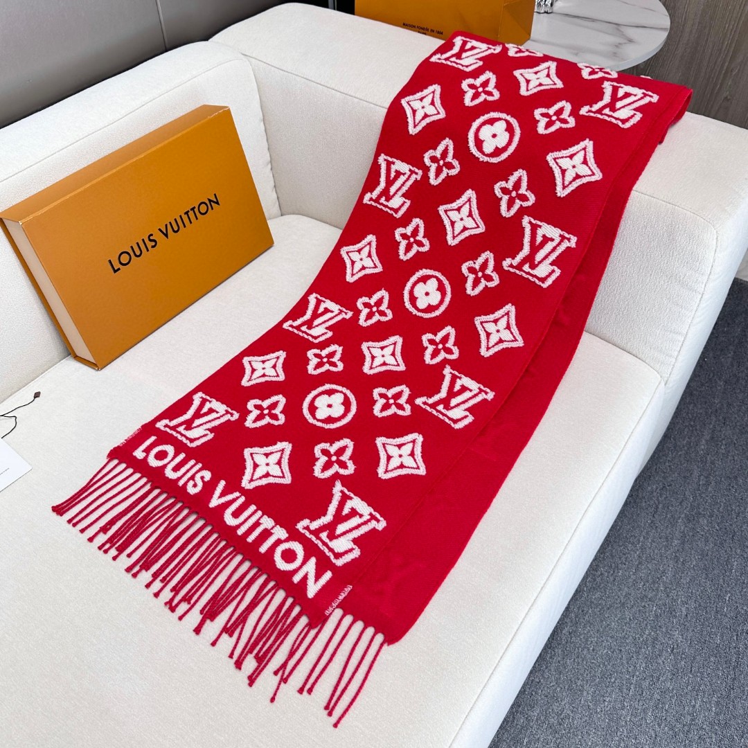 LV A貨紅色LOGO羊毛圍巾冬季保暖百搭流行時尚單品推薦｜歐美奢侈品精品推薦