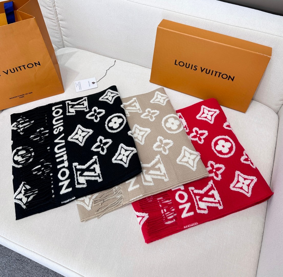LV A貨紅色LOGO羊毛圍巾冬季保暖百搭流行時尚單品推薦｜歐美奢侈品精品推薦