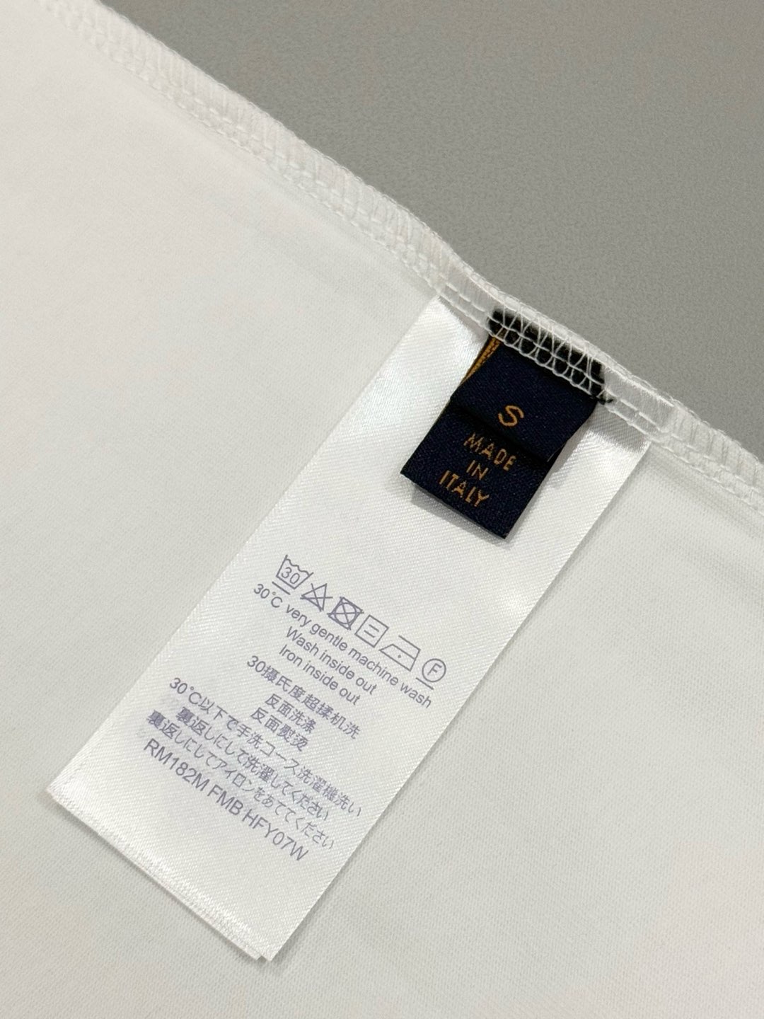 LV高仿Viovers刺繡白T 男款潮流設計短袖