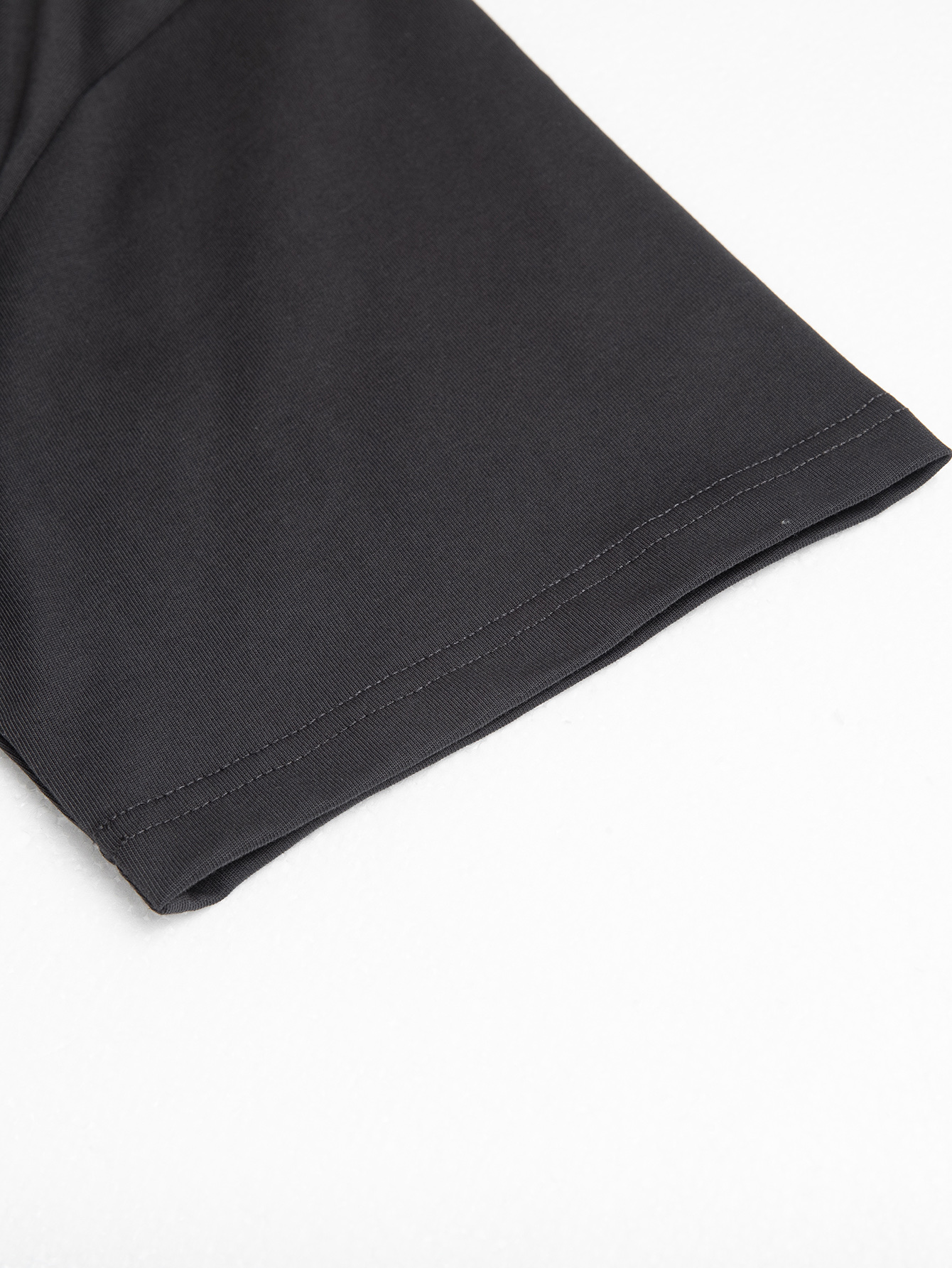 LV A貨短袖T恤 龍紋刺繡設計 黑色潮流款上衣｜歐美奢侈品精品推薦