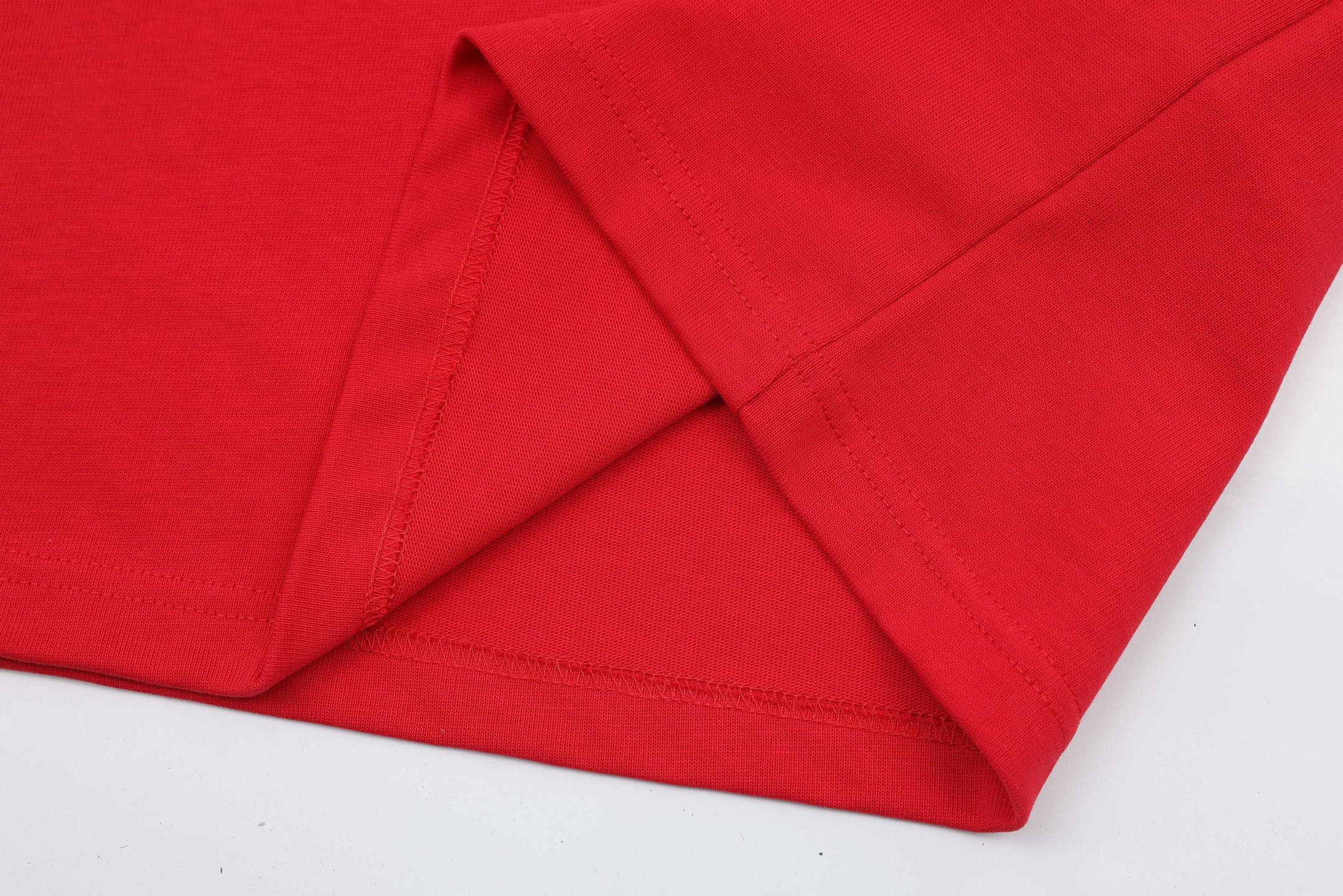 LV 高仿短袖T恤 雙色簡約刺繡LOGO設計款｜歐美奢侈品精品推薦