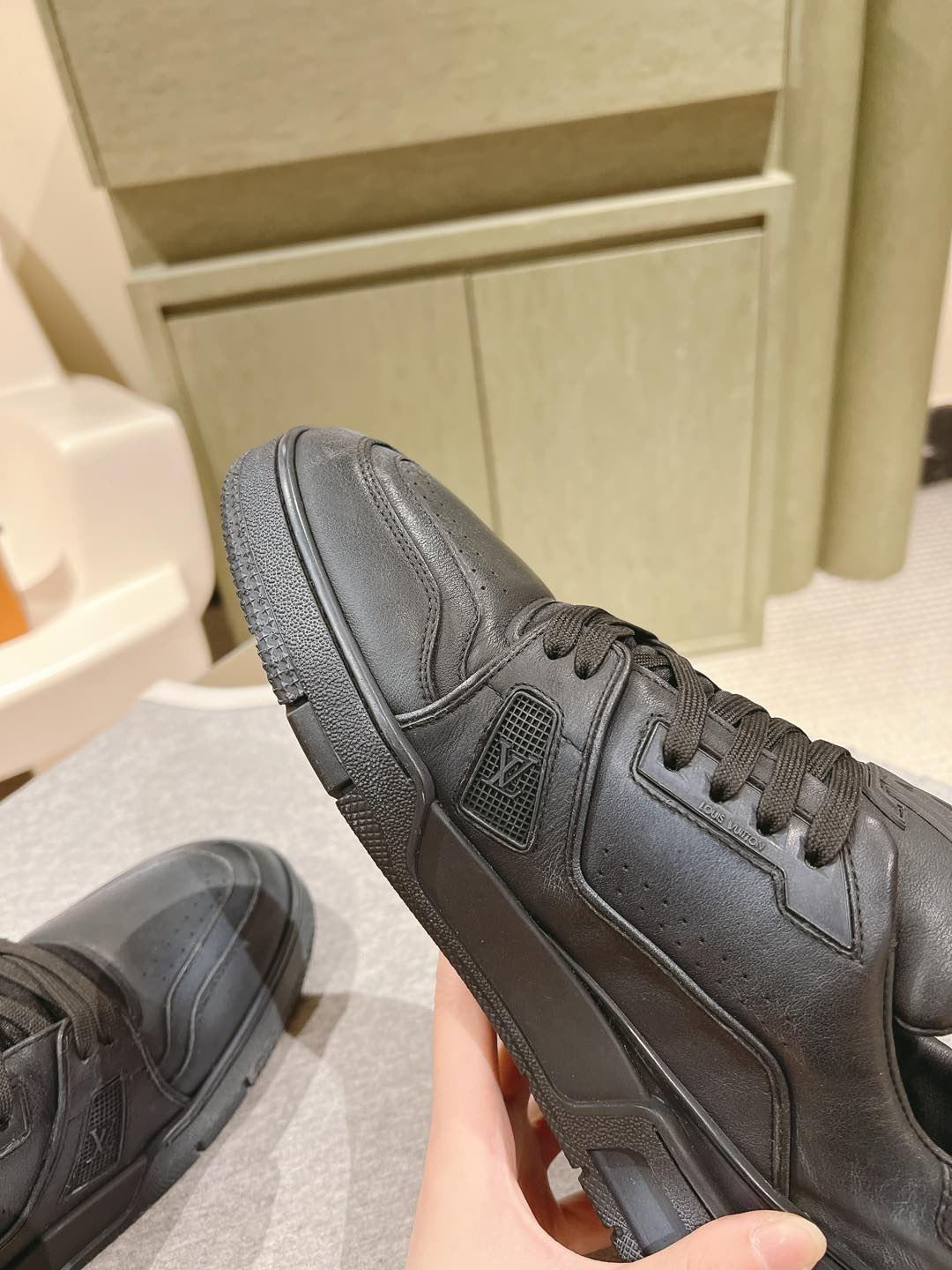 LV A貨黑色全皮運動鞋男士潮流百搭休閒鞋推薦莆田鞋款｜歐美奢侈品精品推薦