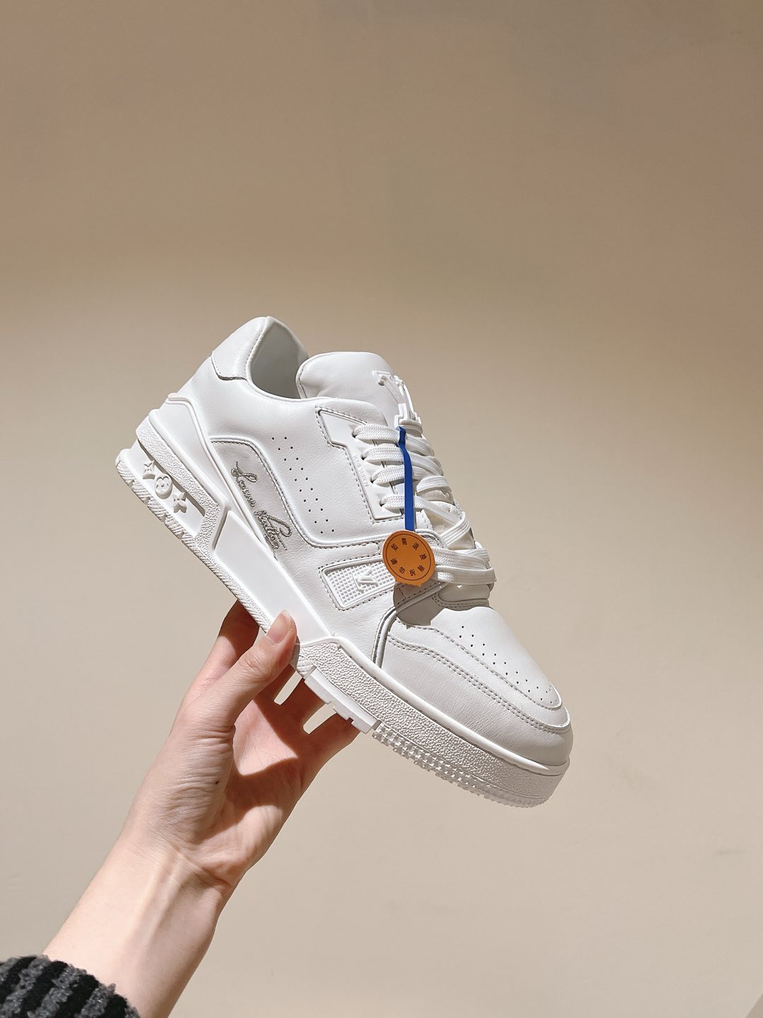 LV A貨白色全皮運動鞋男士潮流百搭休閒鞋推薦莆田鞋款｜歐美奢侈品精品推薦