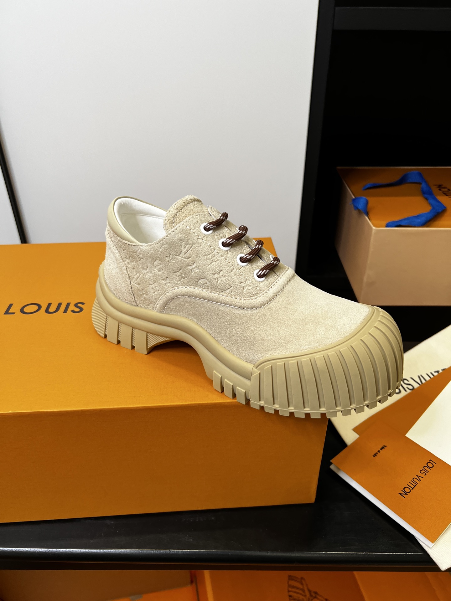 LV一比一米色厚底帆布休閒鞋百搭潮流男女款舒適耐穿｜歐美奢侈品精品推薦