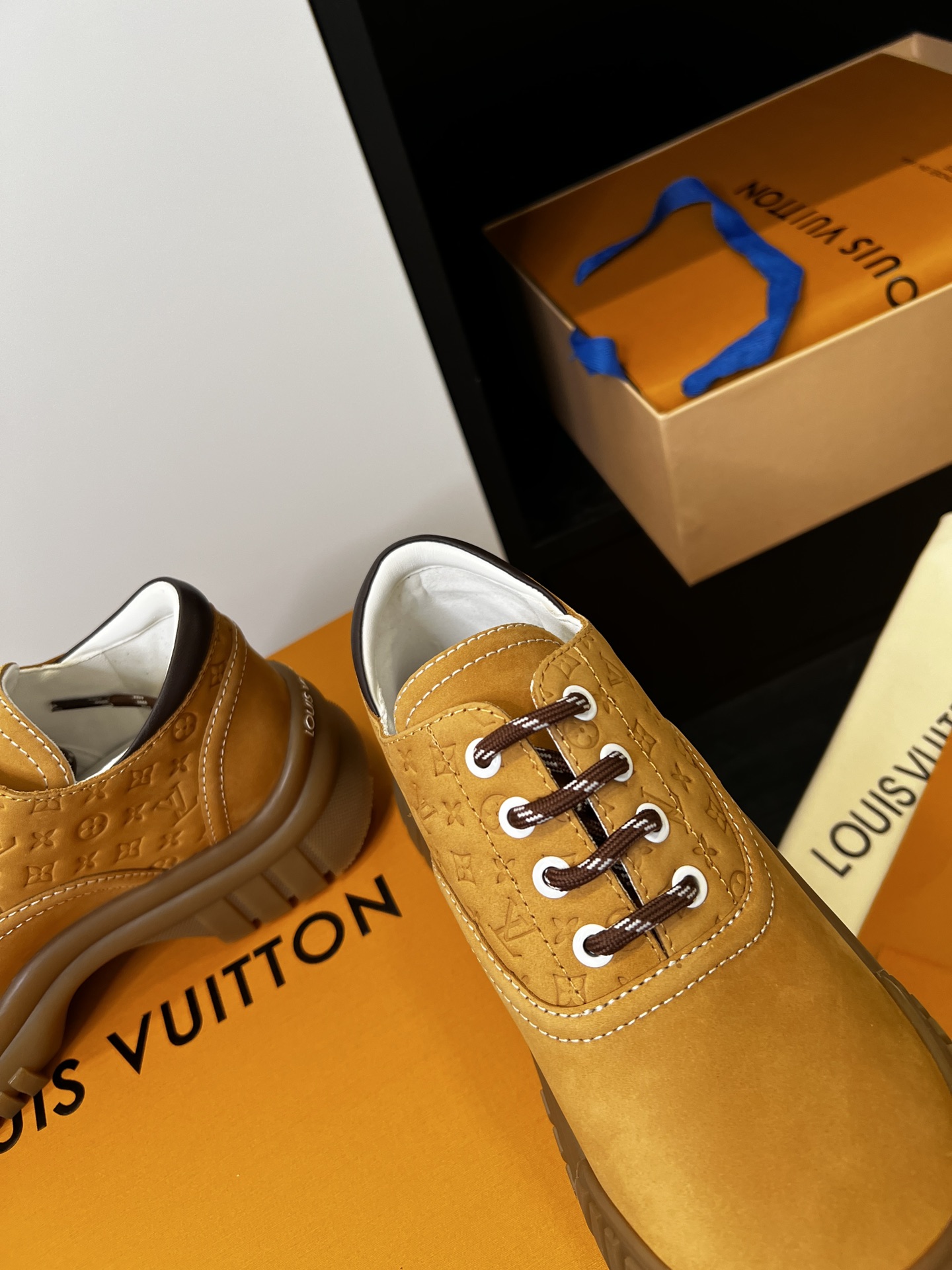LV A貨黃棕色厚底帆布休閒鞋時尚百搭潮流男女款輕盈舒適｜歐美奢侈品精品推薦