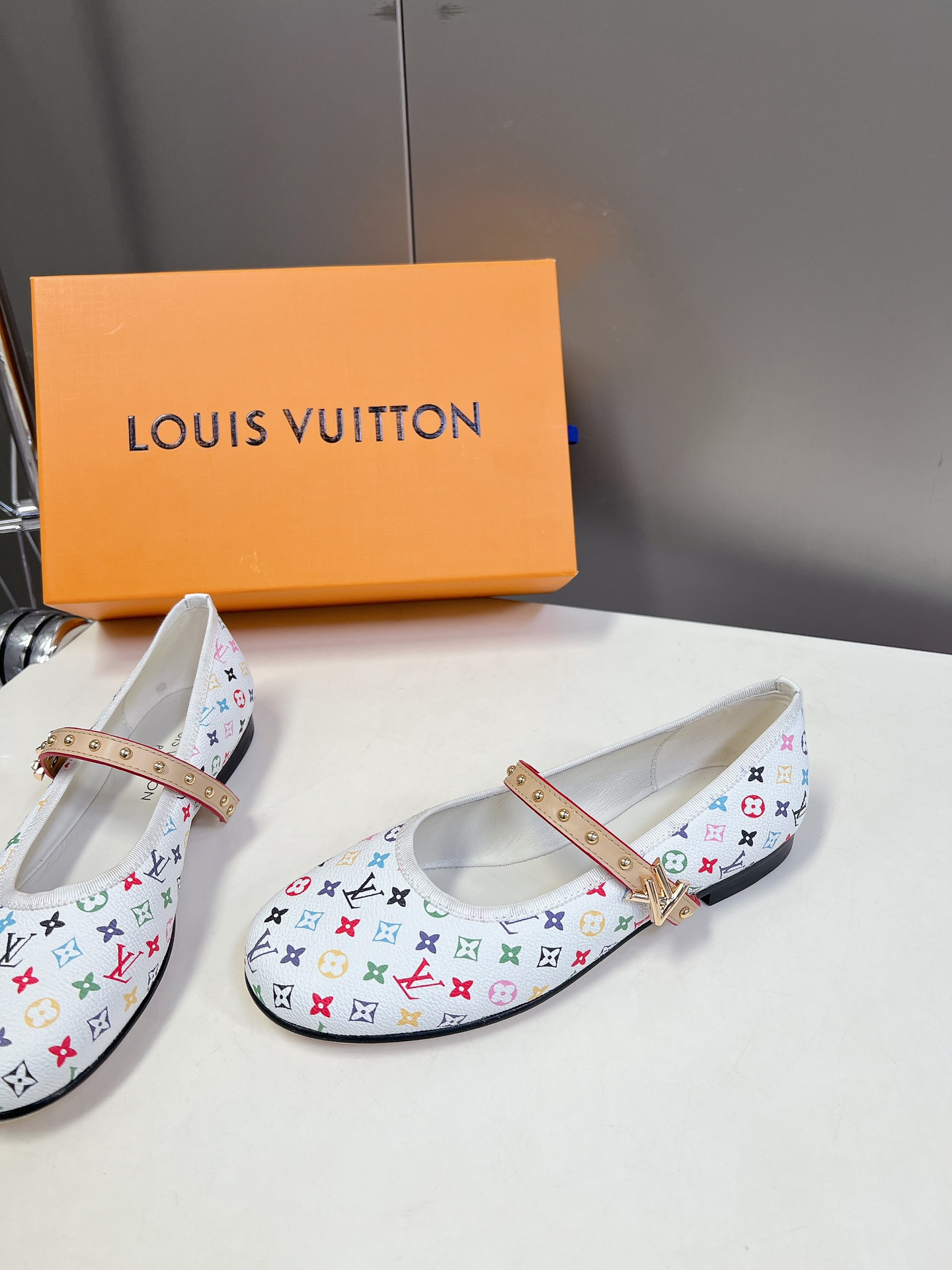 LV一比一彩色老花瑪莉珍平底鞋女款時尚甜美百搭鞋履｜歐美奢侈品精品推薦