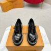 LV一比一黑色亮皮樂福鞋優雅增高厚底復古百搭樂福鞋款｜歐美奢侈品精品推薦