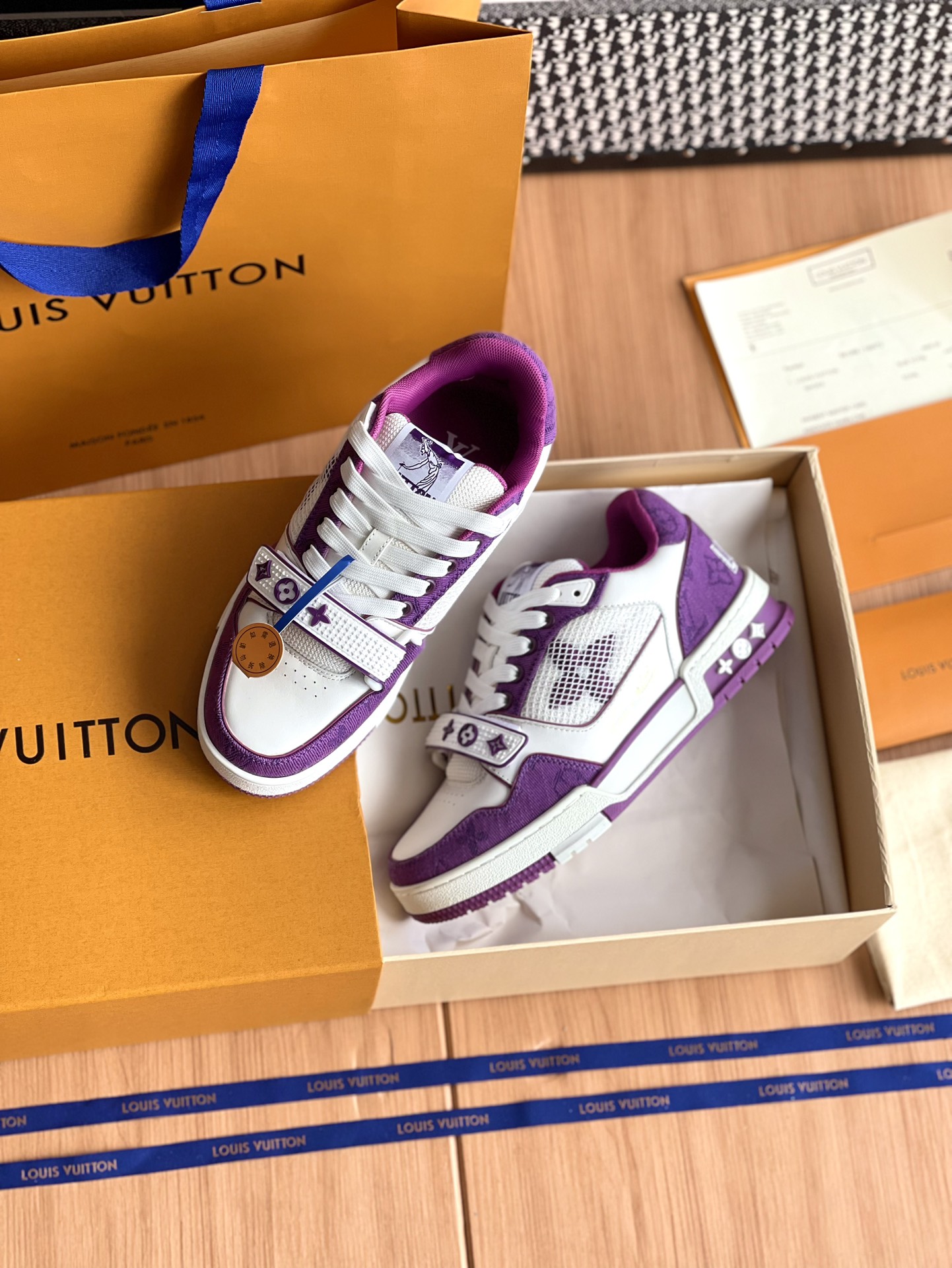 LV A貨紫色運動鞋LV Trainer紫白配色時尚休閒百搭男女潮鞋推薦｜歐美奢侈品精品推薦