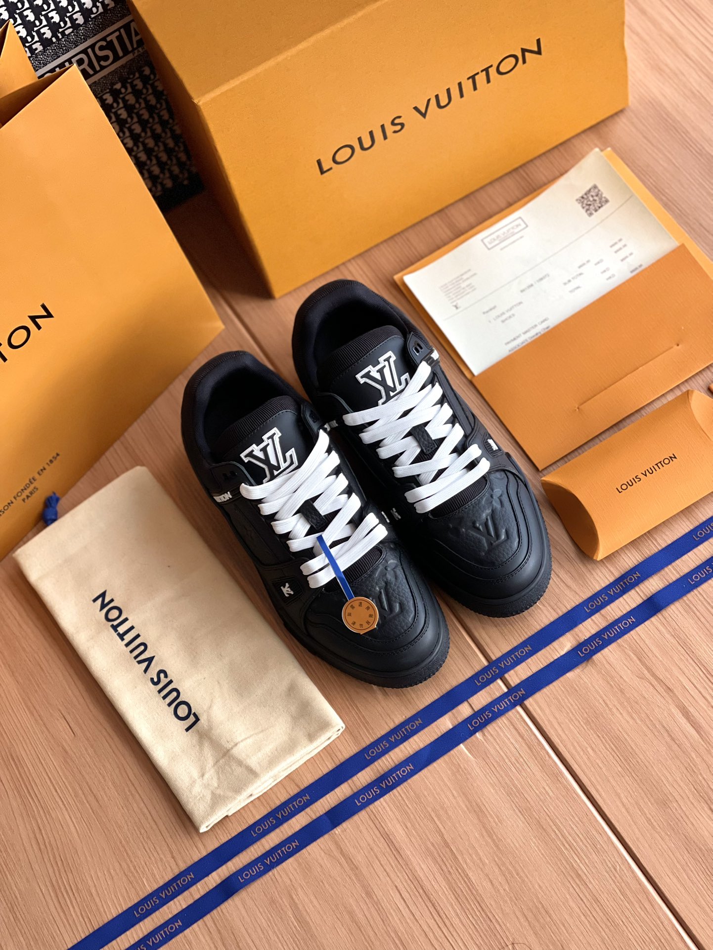 LV 高仿黑色LV Trainer運動鞋經典百搭潮流輕奢時尚休閒鞋｜歐美奢侈品精品推薦