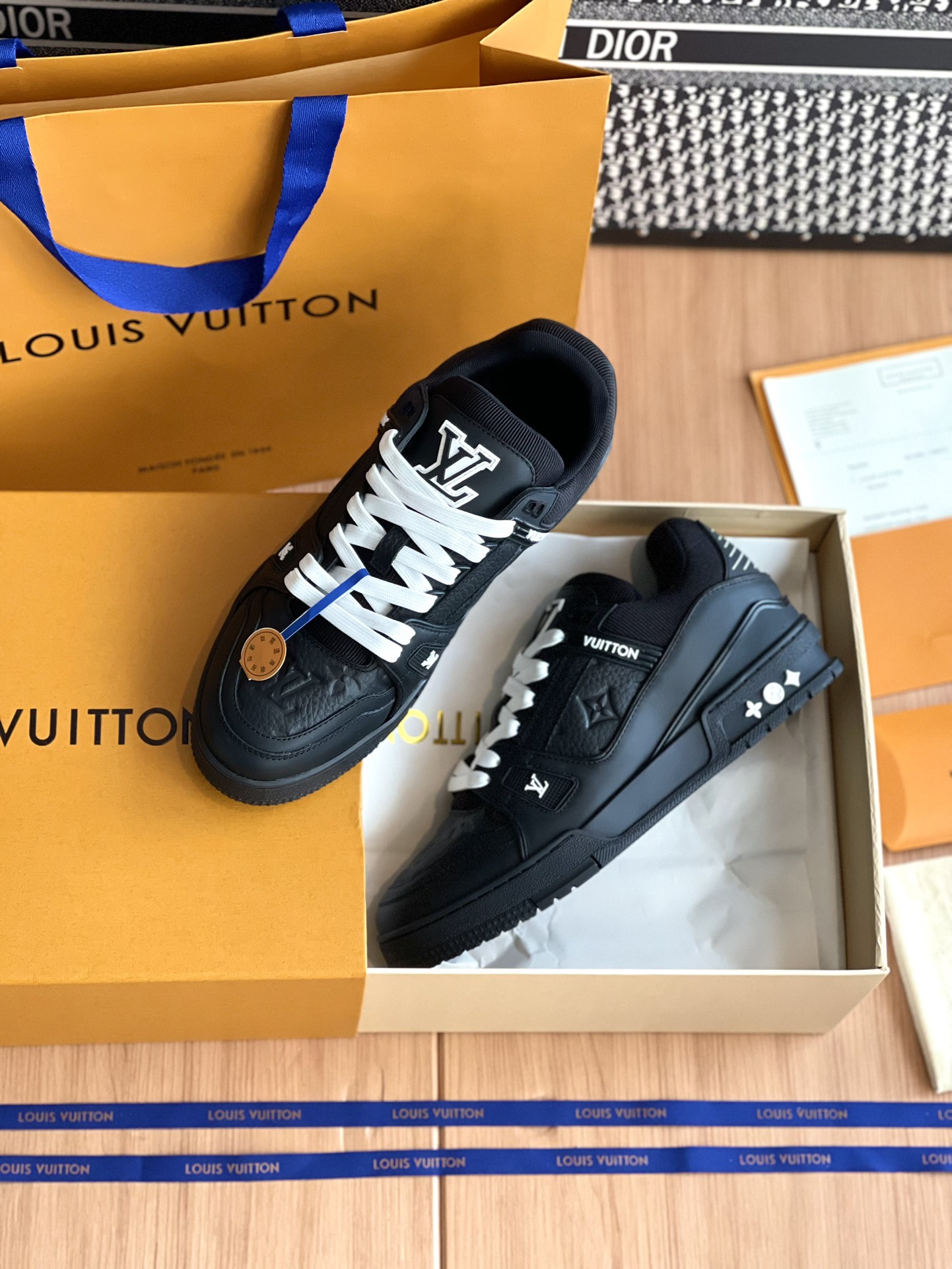 LV 高仿黑色LV Trainer運動鞋經典百搭潮流輕奢時尚休閒鞋｜歐美奢侈品精品推薦