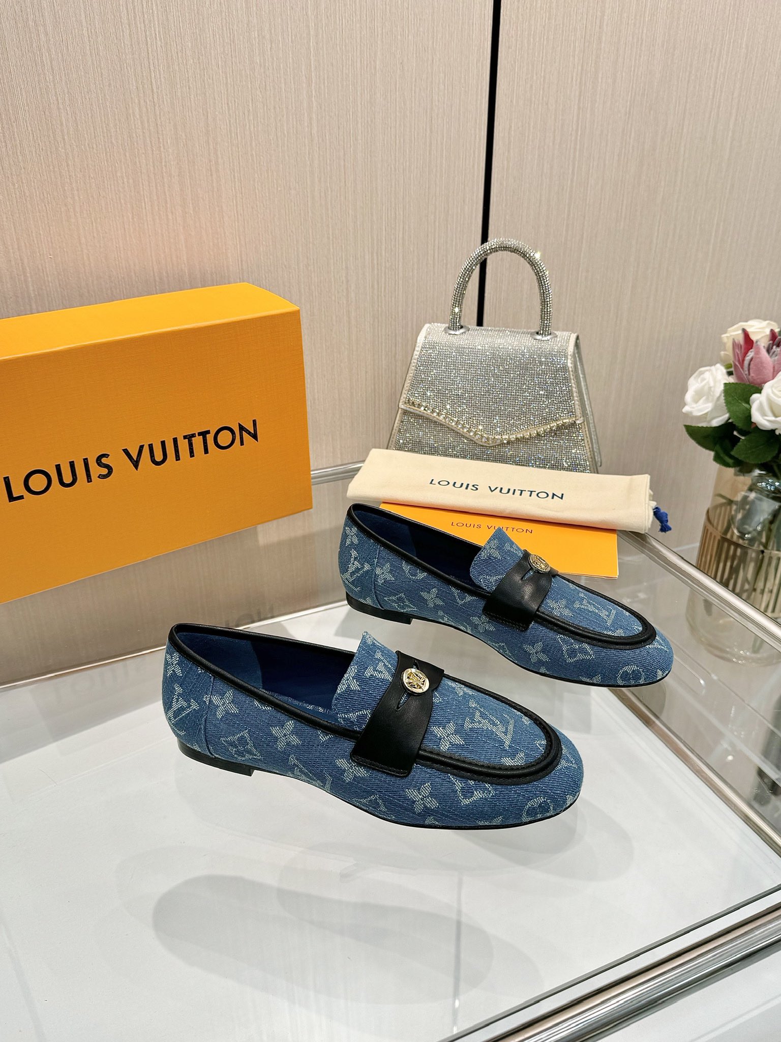 LV 高仿 黑色真皮樂福鞋 男款 商務休閒百搭鞋｜歐美奢侈品精品推薦