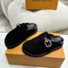 LV 一比一黑色麂皮穆勒鞋 女士時尚百搭平底拖鞋｜歐美奢侈品精品推薦
