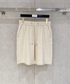 LV原單短褲米白色紋理面料極簡壓紋Logo夏日清爽款