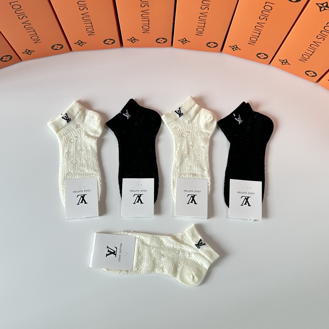 LV高仿鏤空短襪五雙組女款禮盒 夏季透氣設計優雅風格｜歐美奢侈品精品推薦