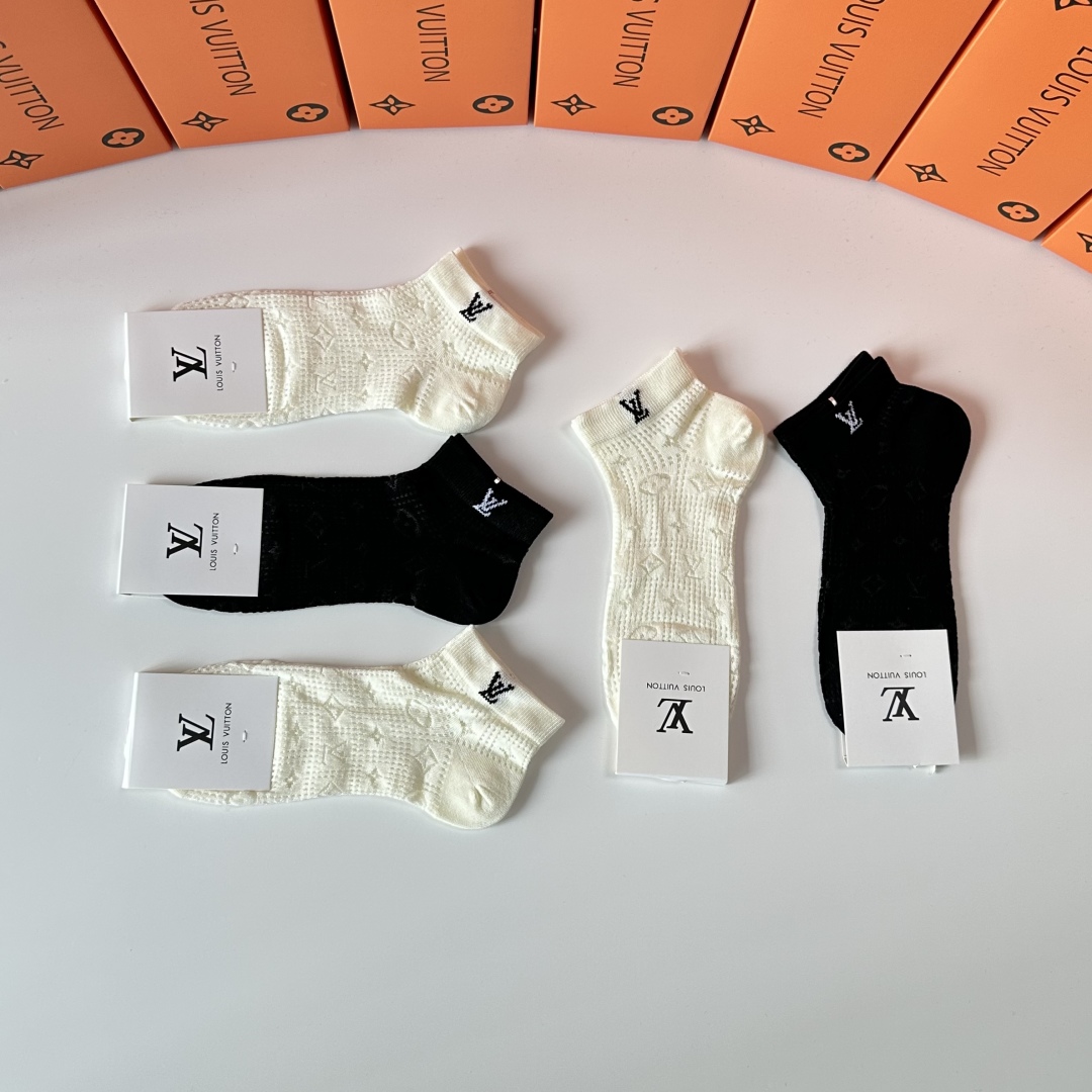 LV高仿鏤空短襪五雙組女款禮盒 夏季透氣設計優雅風格｜歐美奢侈品精品推薦