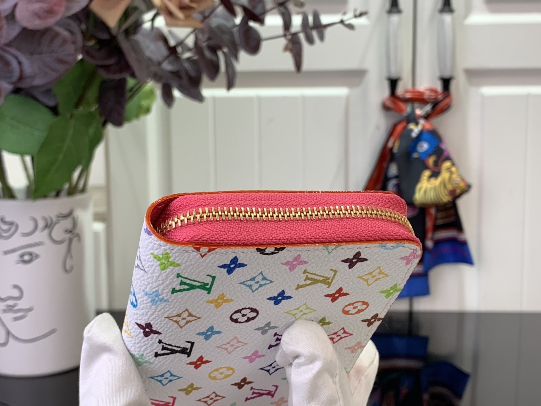 LV 原單白色多彩拉鍊小錢包經典彩虹Monogram限量風格｜歐美奢侈品精品推薦